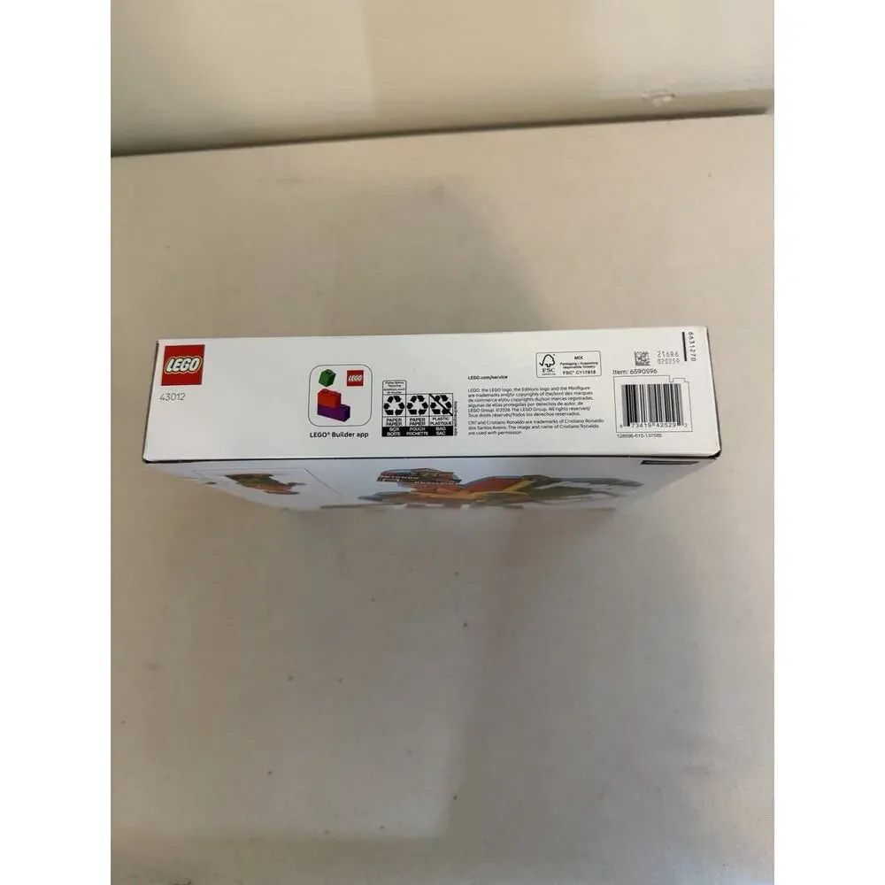 LEGO Editions Cristiano Ronaldo CR7 Soccer Highlights Set 43012 490 Pcs New